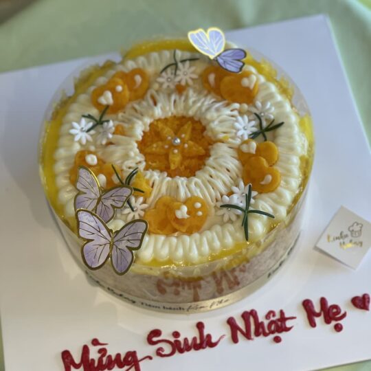 bông lan trứng muối sinh nhật dành cho nữ