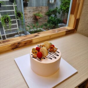 bánh kem màu hồng dành cho nữ