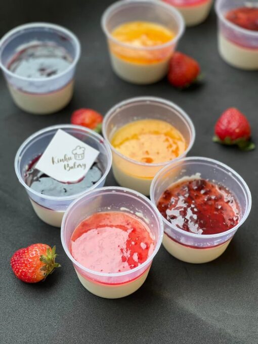 panna cotta tráng miệng