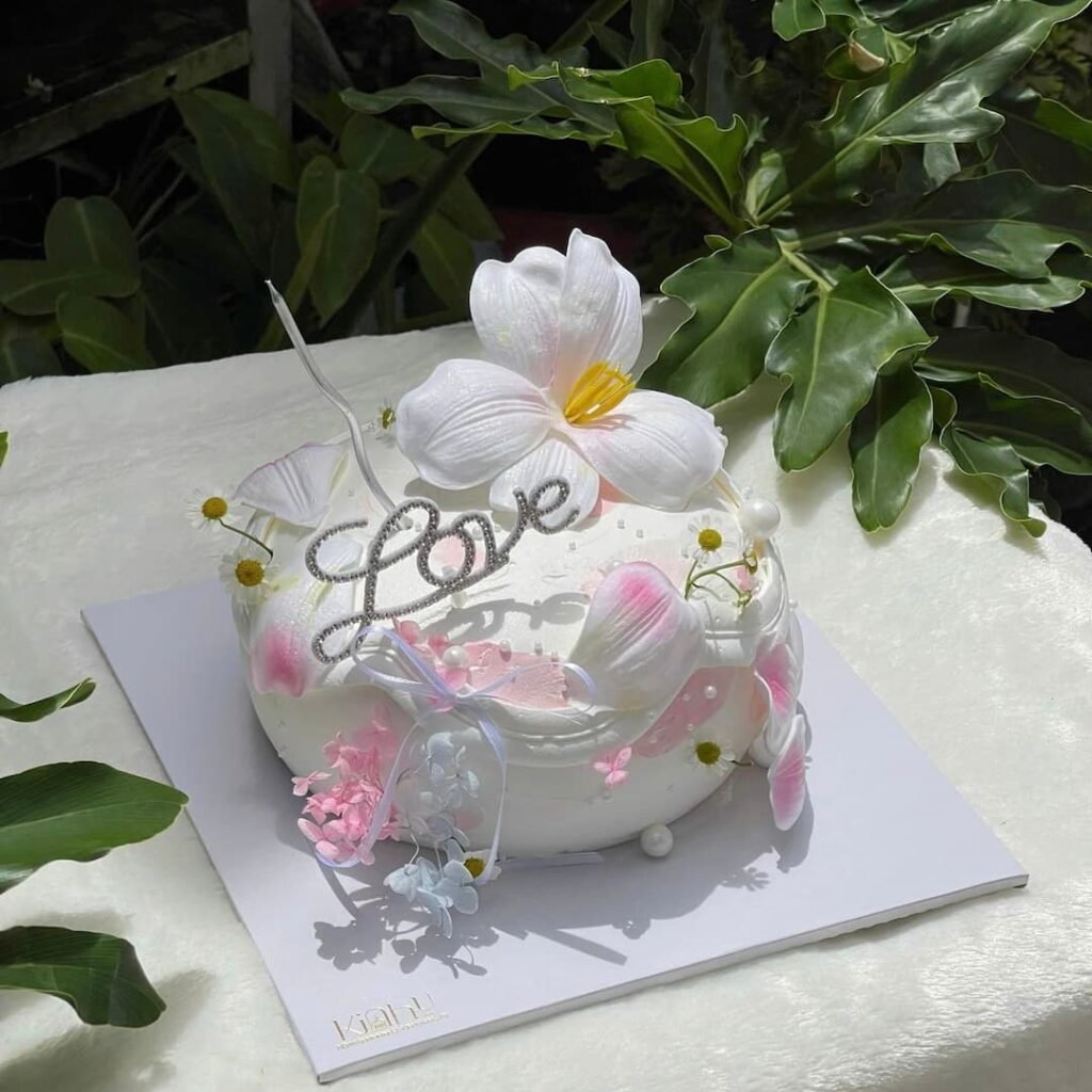 bánh kem quà tặng phụ nữ Việt Nam 20 tháng 10