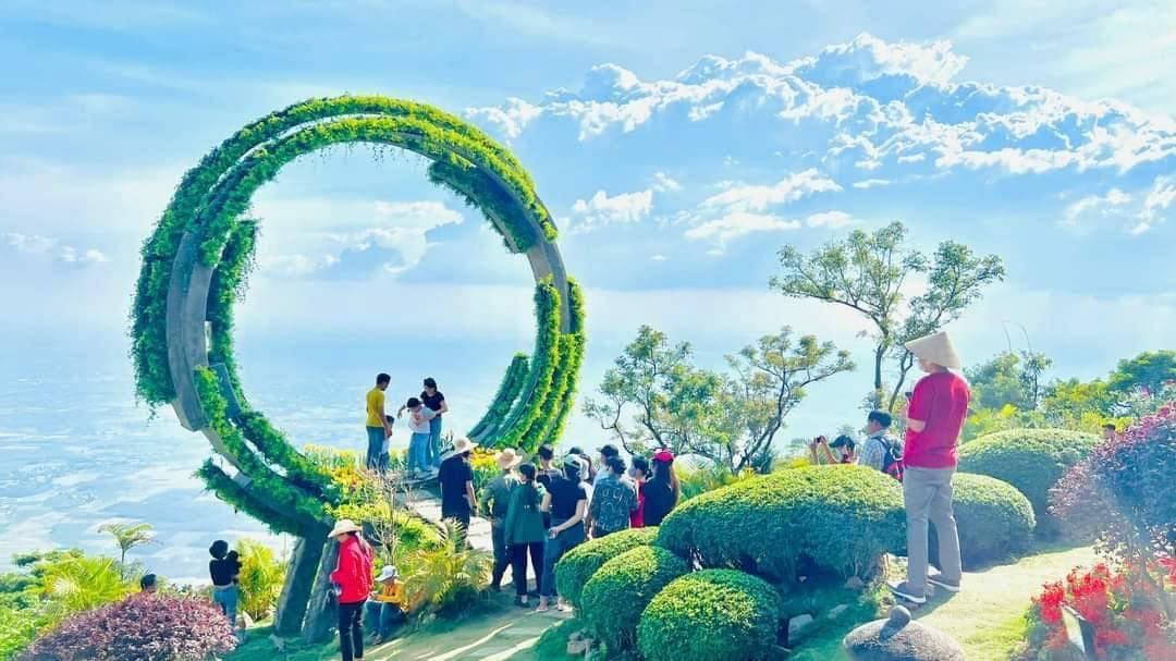 du lịch núi bà đen tây ninh