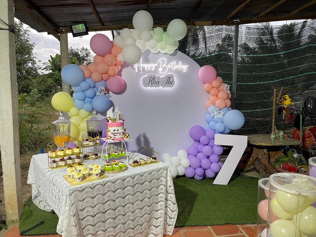 Tiệc bánh ngọt sinh nhật ở Tây Ninh (1)