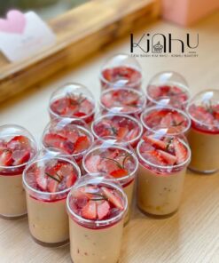 bánh tira dâu