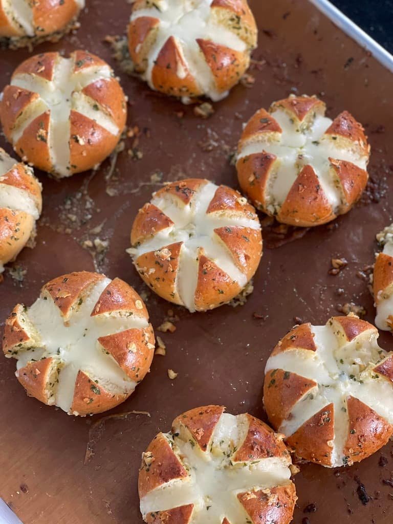 Bánh mì bơ tỏi siêu ngon tại tây ninh