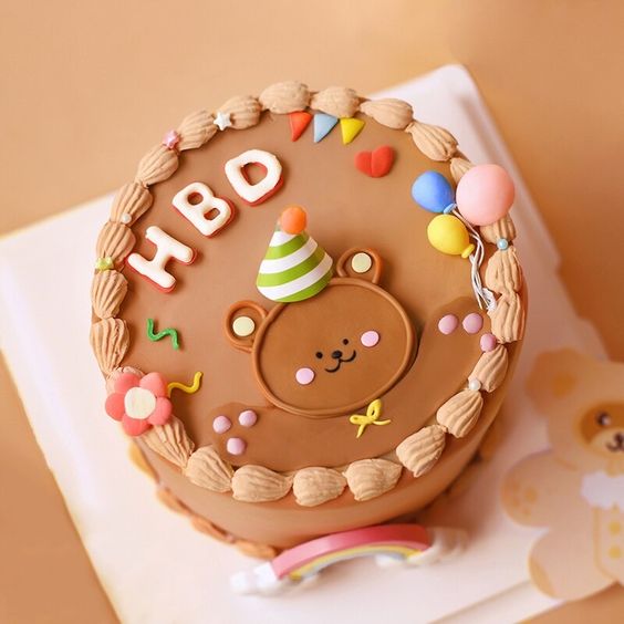 Bánh sinh nhật cho bé trai vẽ hình mặt gấu ngộ nghĩnh (Mẫu 51385) -  FRIENDSHIP CAKES & GIFT