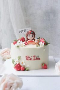 mẫu bánh sinh nhật dành cho bé gái