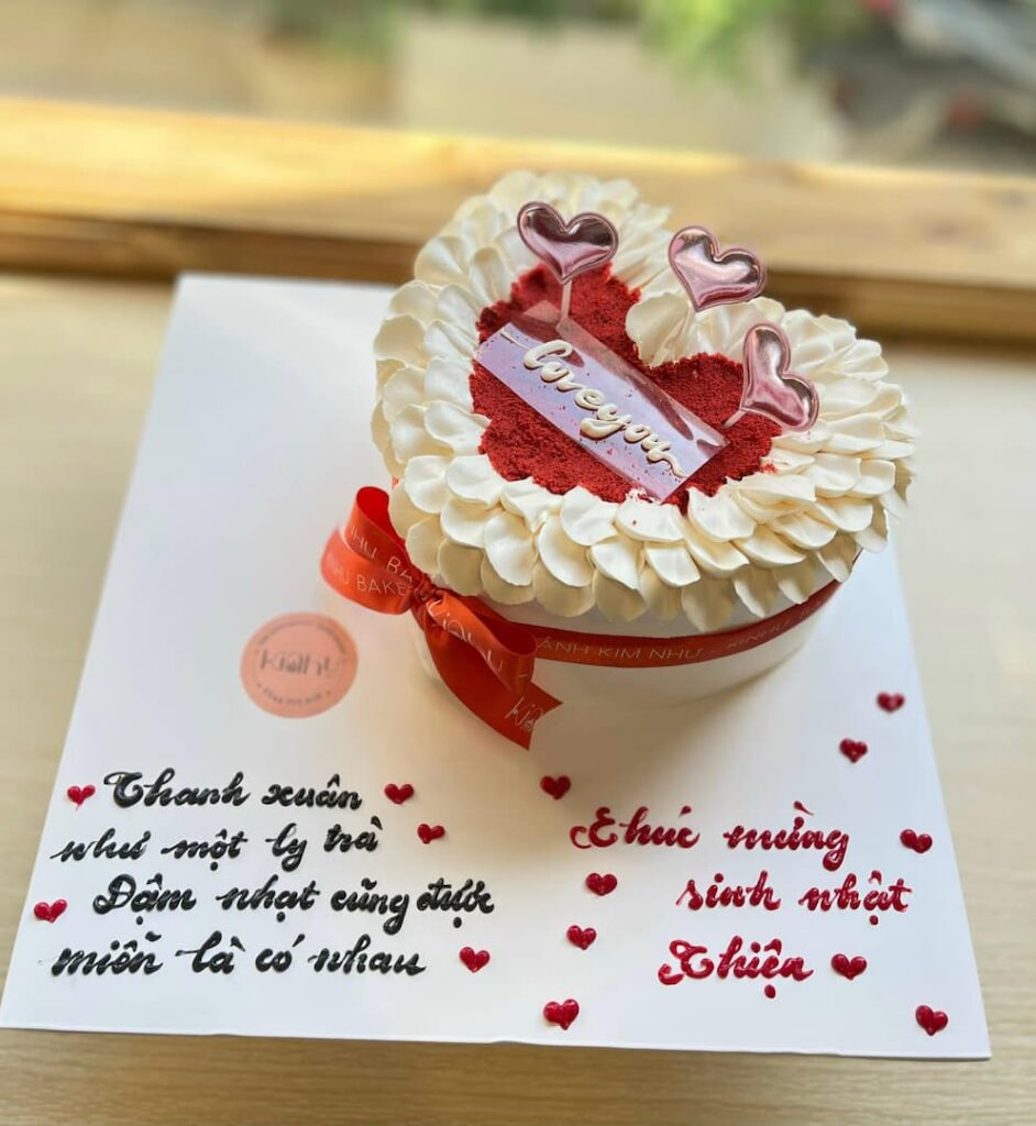 bánh kem trái tim dành cho người yêu