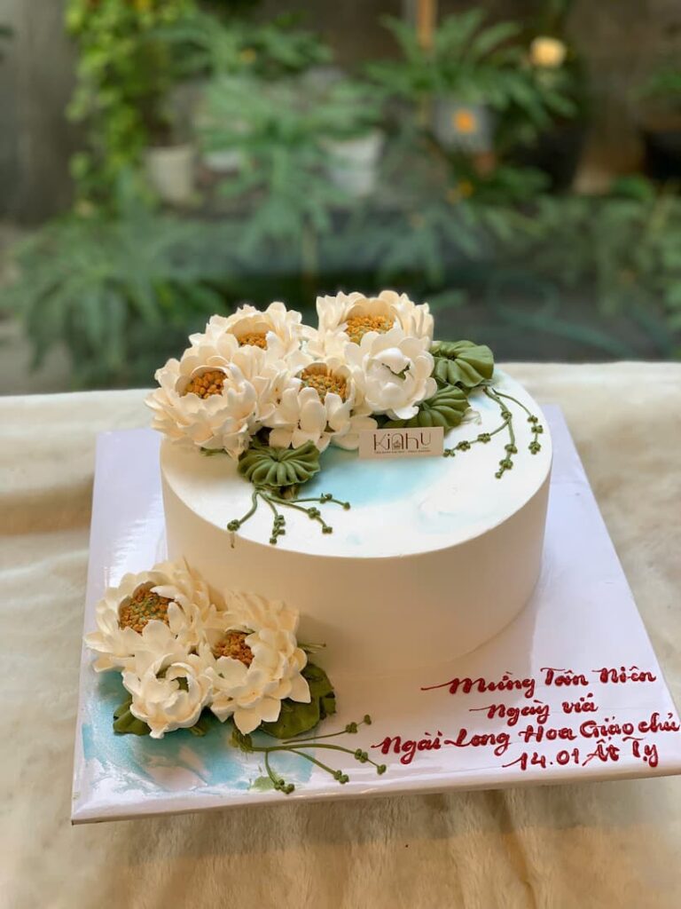 Bánh sinh nhật đẹp tại Tây Ninh - quà tặng quốc tế phụ nữ (4)