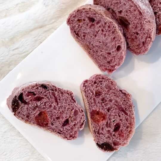 bánh sourdough việt quất