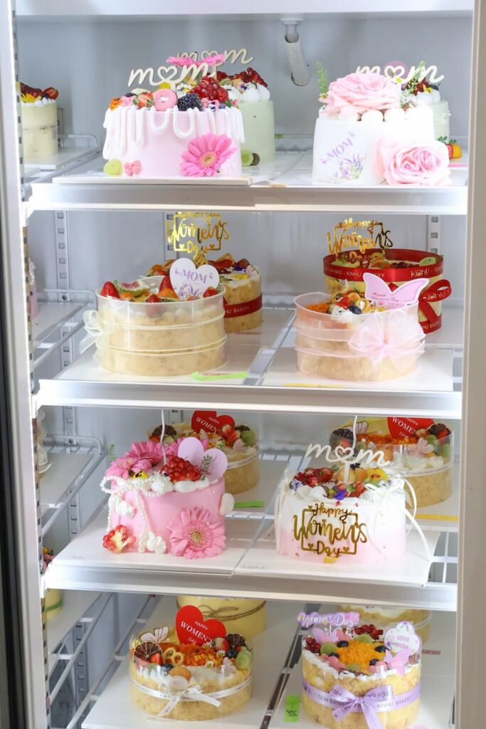 Bánh sinh nhật cho nữ