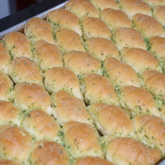 Bánh mì mềm bơ tỏi