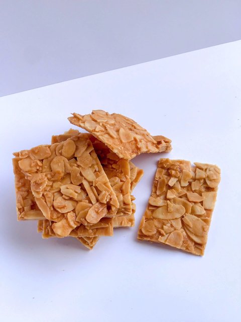 Hạnh nhân thơm ngon