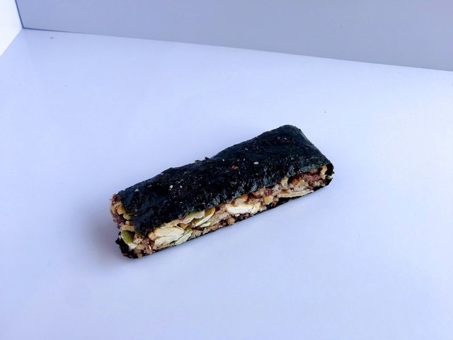 Thanh rong biển kẹp hạt