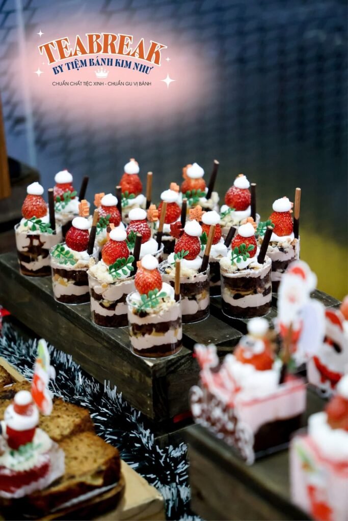 teabreak tây ninh từ bánh ngọt chủ đề noel