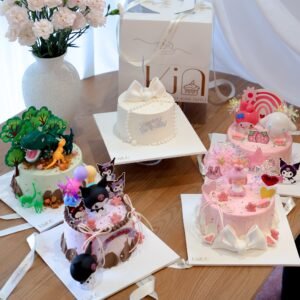 Bánh kem cho bé gái