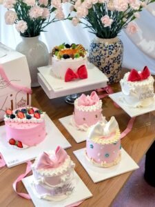 Tổng hợp bánh kem nơ