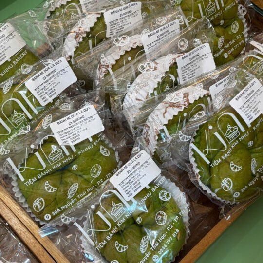 Bánh mì cốm lá dứa